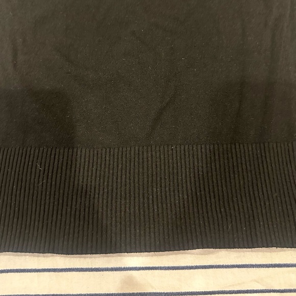 Voodoo Vixen Black Tiki Cardigan with Red Floral Embroidery - Picture 15 of 16